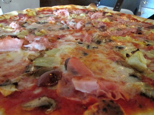 capriccoisa pizza (olives, ham, mushrooms, bell peppers) 14.50
